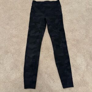 Black Leggings with Subtle Pattern